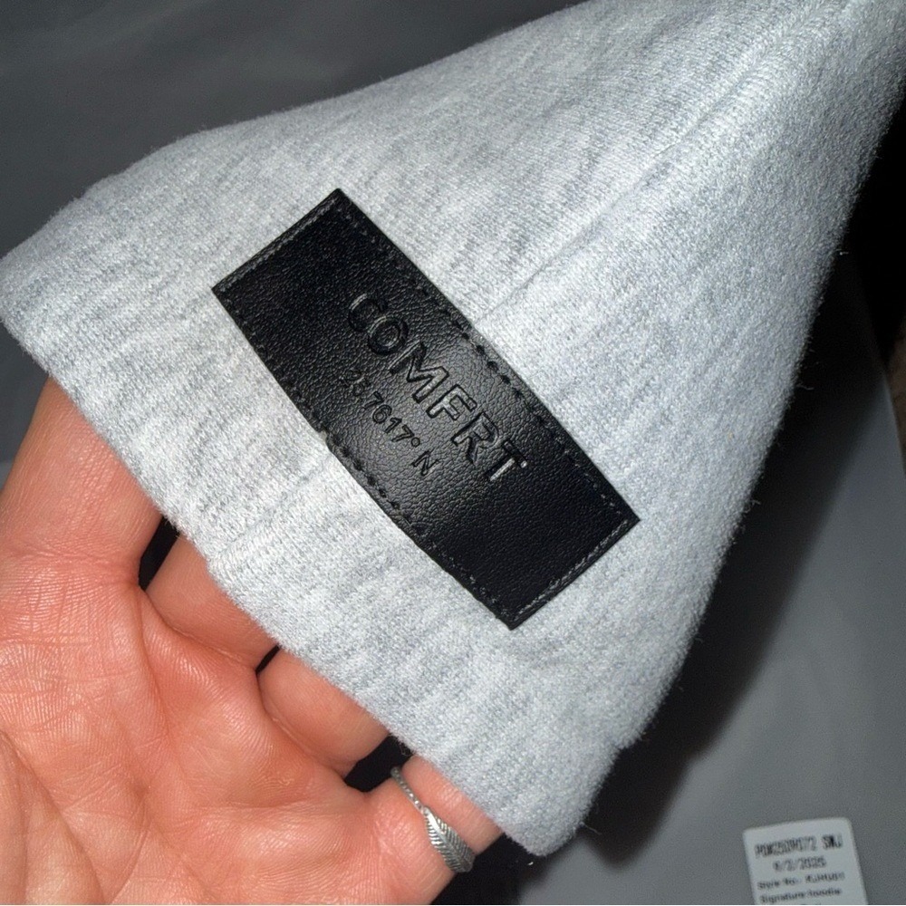 Comfrt PAWS fur‎ baby hoodie - Picture 3 of 5